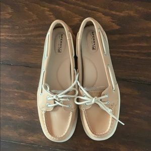 Sperry boat shoes